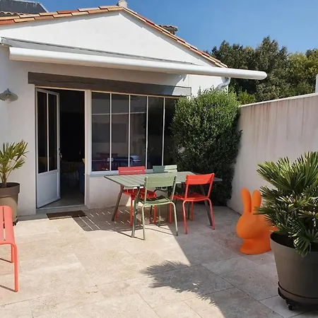 Maison Moderne Pour 6 Avec Wi-fi A - Fr-1-835-7 Semesterbostad La Flotte